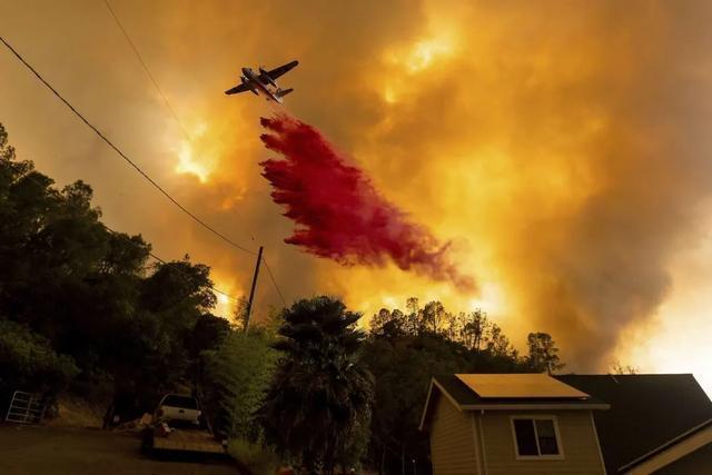 2025新澳最新资料大全和加拿大多地野火肆虐与加拿大多地野火肆虐的原因